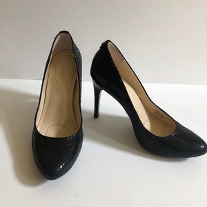 Calvin Klein black pump